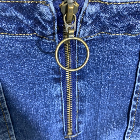 Retro Style Mini Jean Skirt - Picture 7 of 8